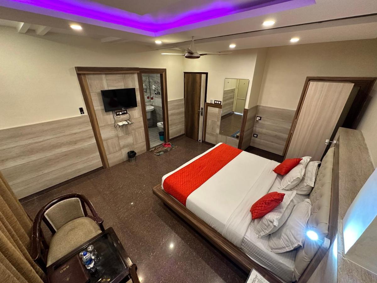 Hotel King Castle Дхарамсала Стая снимка